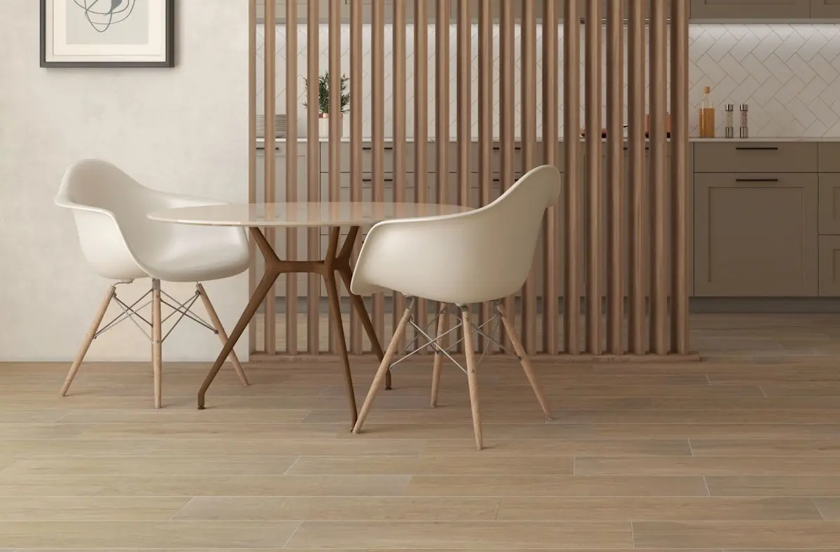 Pavimento gres o laminato: quale scegliere per casa